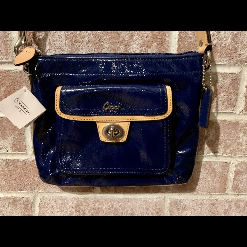 Coach Turnlock Patent Pocket Swingback, Navy, F48865, NWT
